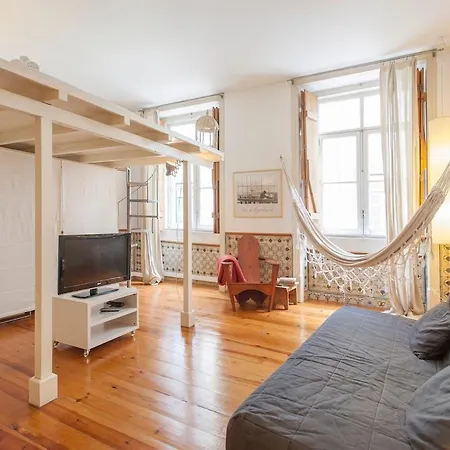 Your In Lisbon, Baixa ליסבון